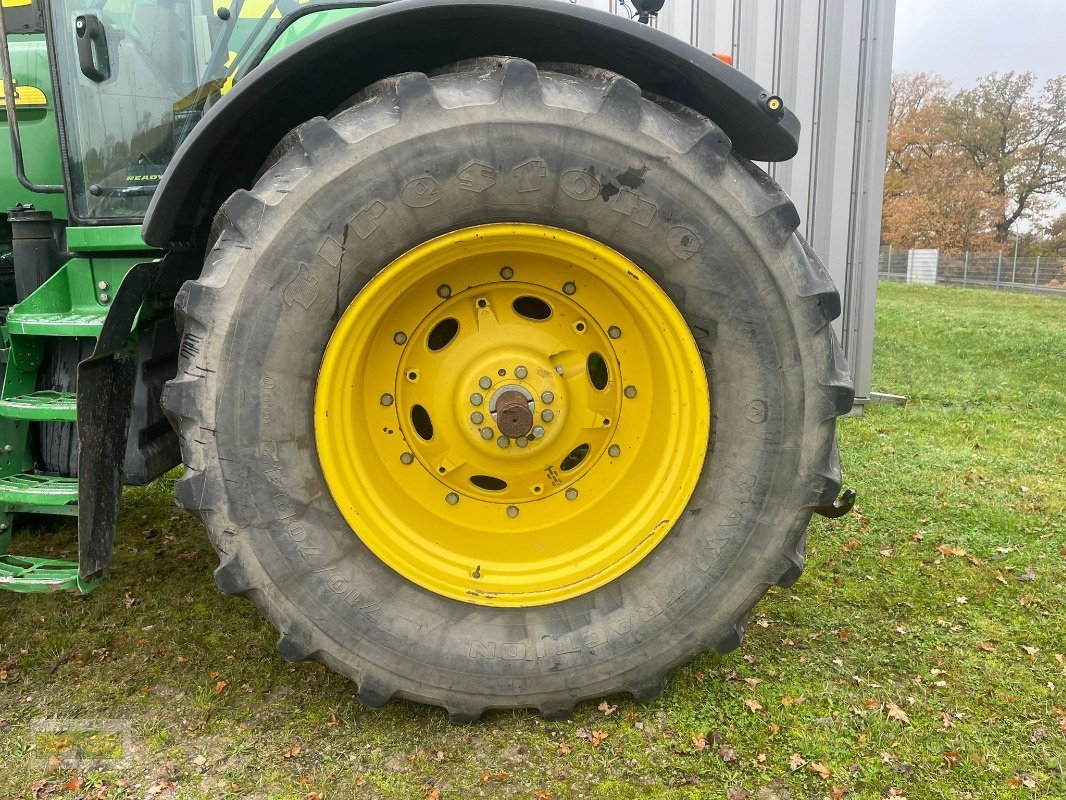 Traktor Türe ait John Deere 7820 ALLRAD TRAKTOR, Gebrauchtmaschine içinde Neustadt Dosse (resim 10)