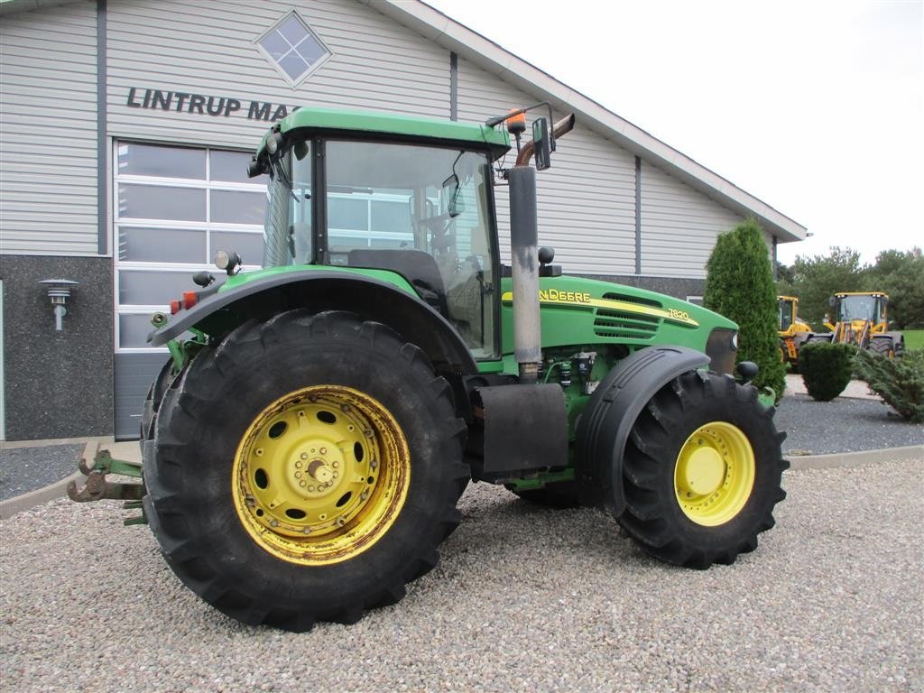 Traktor of the type John Deere 7820  Frontlift,  AutoPower og Aktiv luftsæde., Gebrauchtmaschine in Lintrup (Picture 7)