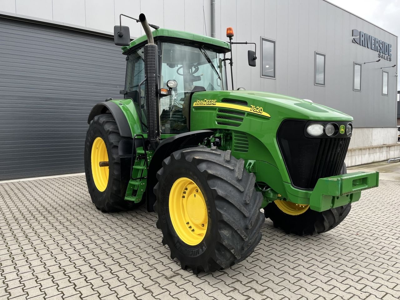 Traktor типа John Deere 7820 PowerQuad, Gebrauchtmaschine в Beek en Donk (Фотография 1)