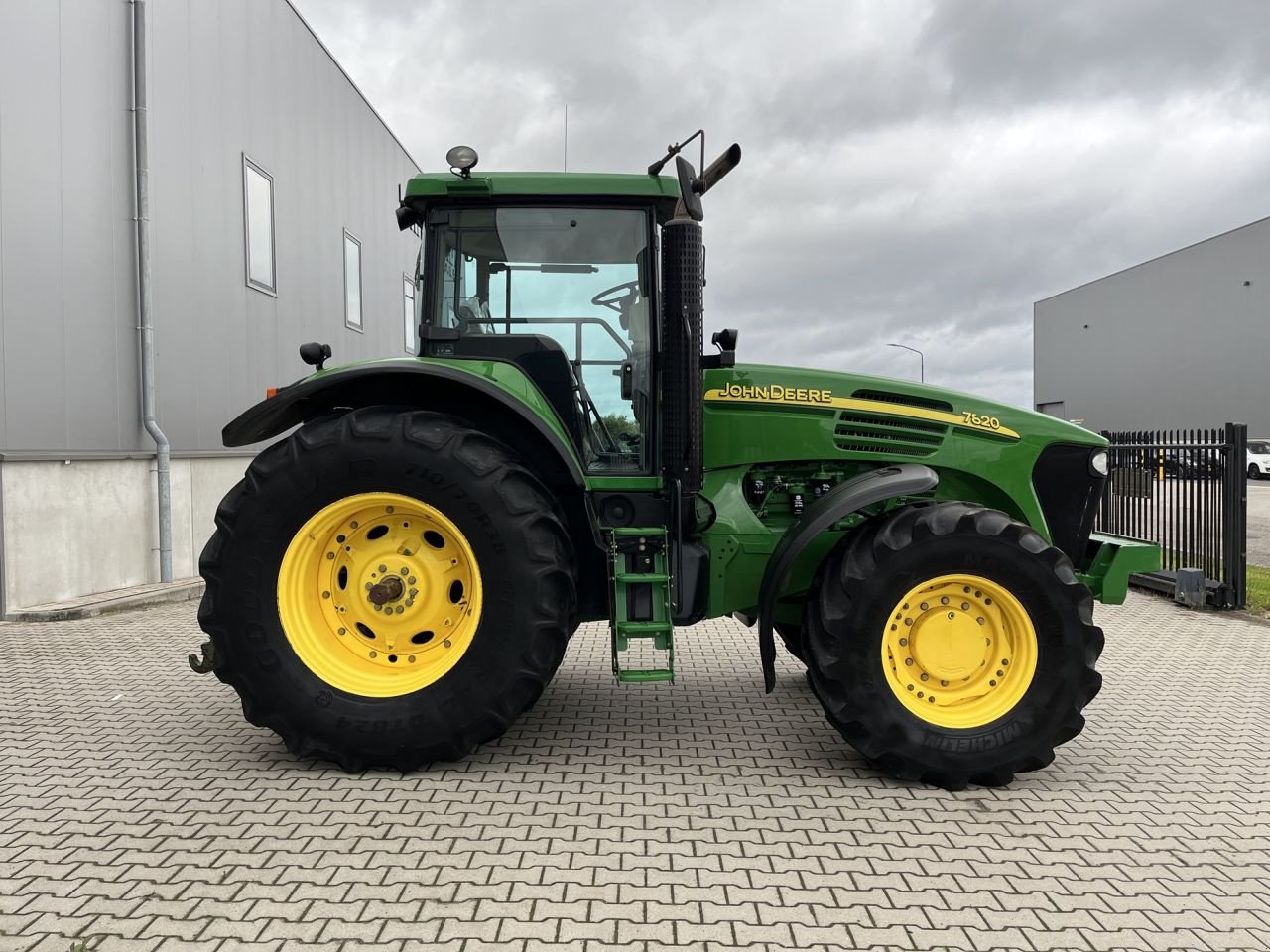 Traktor типа John Deere 7820 PowerQuad, Gebrauchtmaschine в Beek en Donk (Фотография 2)