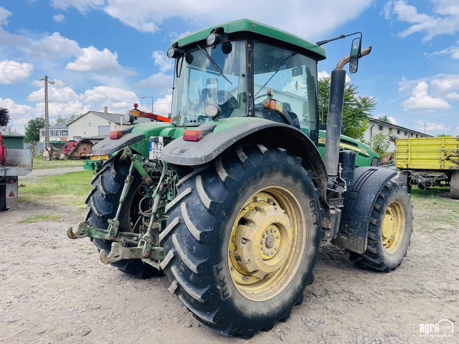 Traktor des Typs John Deere 7820, Gebrauchtmaschine in Csengele (Bild 5)