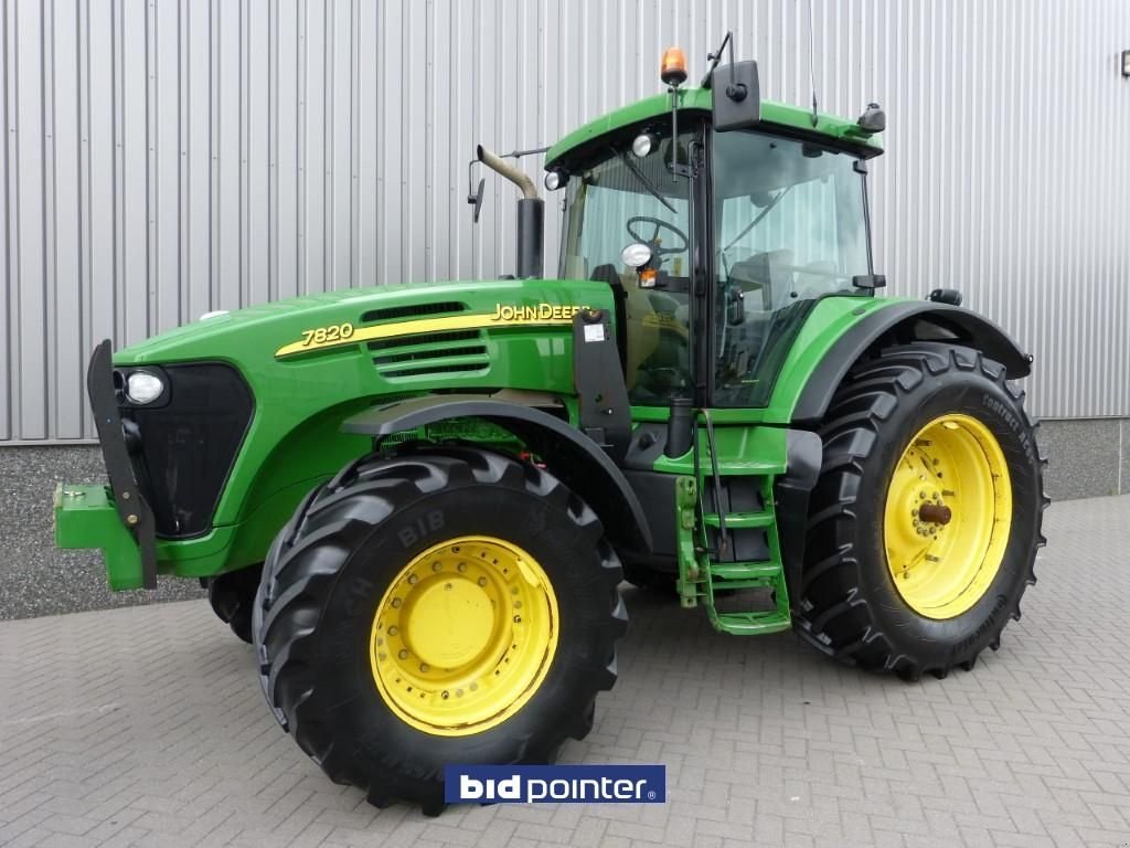 Traktor типа John Deere 7820, Gebrauchtmaschine в Deurne (Фотография 1)