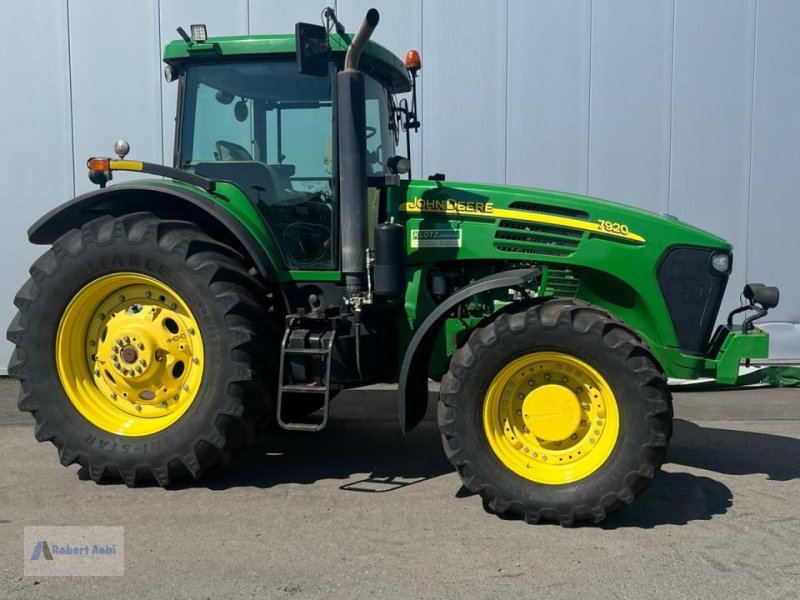 Traktor des Typs John Deere 7920, Gebrauchtmaschine in Wölferheim (Bild 1)