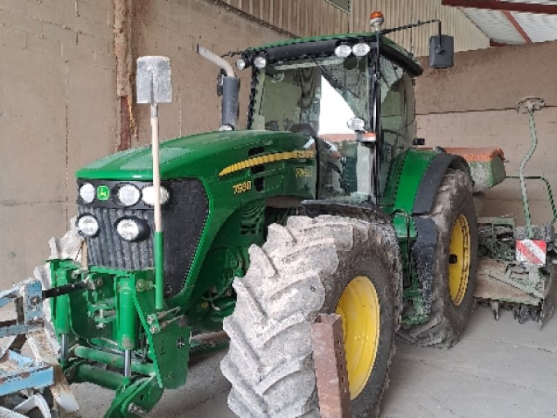 Traktor tipa John Deere 7930, Gebrauchtmaschine u VERT TOULON