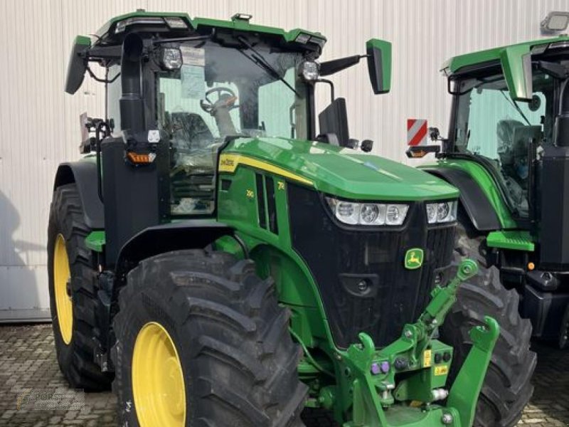 Traktor от тип John Deere 7R 290, Neumaschine в Jahnatal