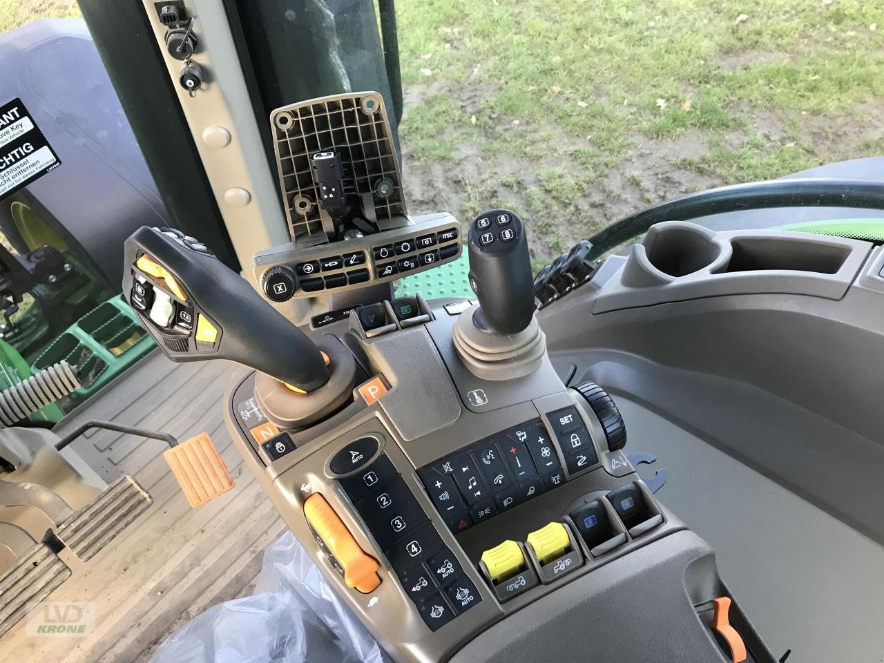 Traktor typu John Deere 7R 310, Gebrauchtmaschine w Alt-Mölln (Zdjęcie 10)