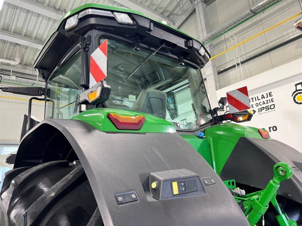 Traktor типа John Deere 7R 330 GPS klar. Stor monitor 4600 ( 10" ). Luftbremser. Hydrauliske bremser. E23 40 km/t. Ring til Ulrik på +45-40255544. Jeg snakker Jysk., Gebrauchtmaschine в Kolding (Фотография 2)