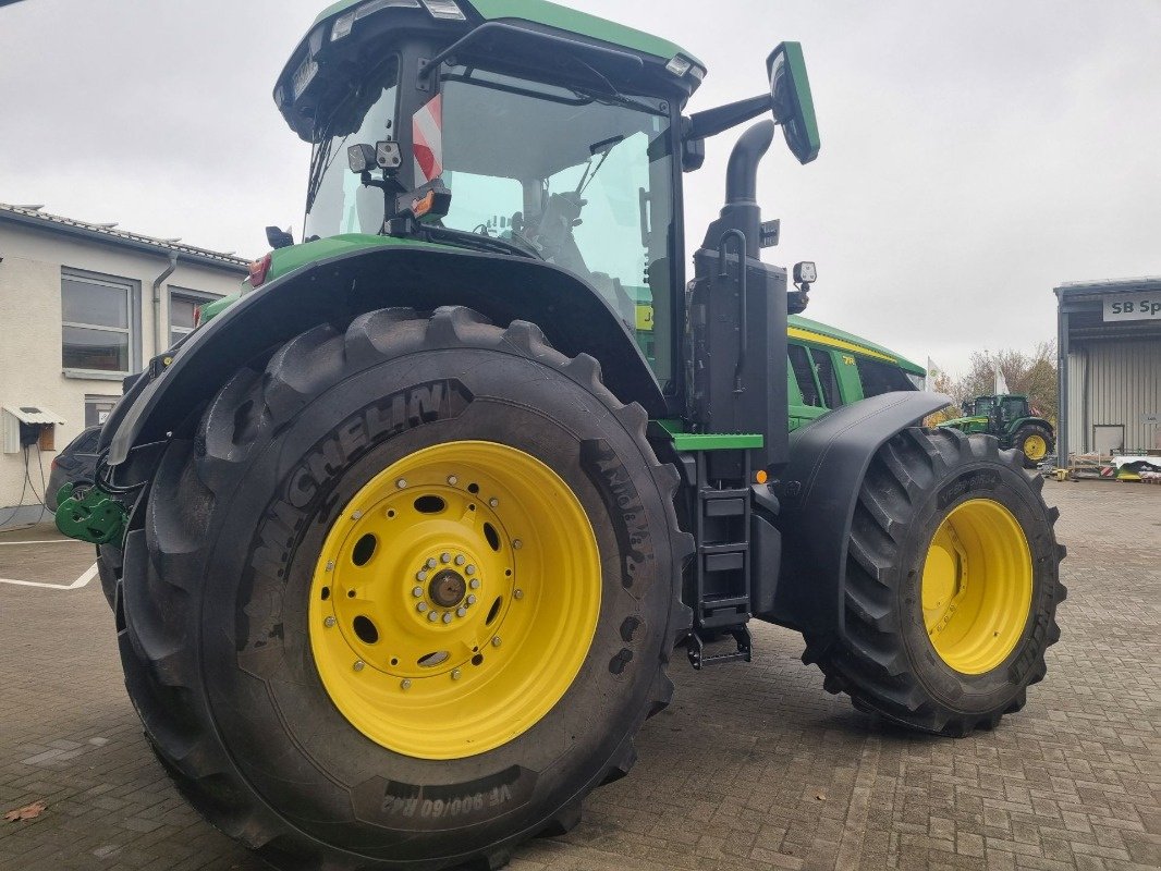 Traktor Türe ait John Deere 7R 330 MY23 AP 50, Gebrauchtmaschine içinde Neubrandenburg (resim 8)