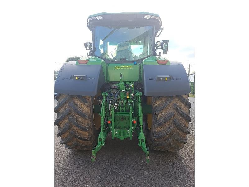 Traktor of the type John Deere 7R 330, Gebrauchtmaschine in SAINT GENEST D'AMBIERE (Picture 7)