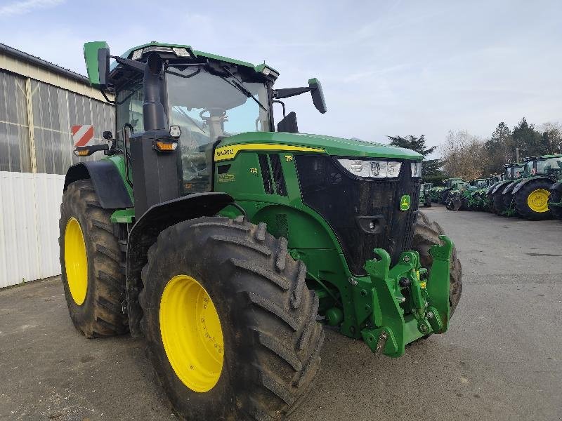 Traktor van het type John Deere 7R 330, Gebrauchtmaschine in SAINT GENEST D'AMBIERE (Foto 1)