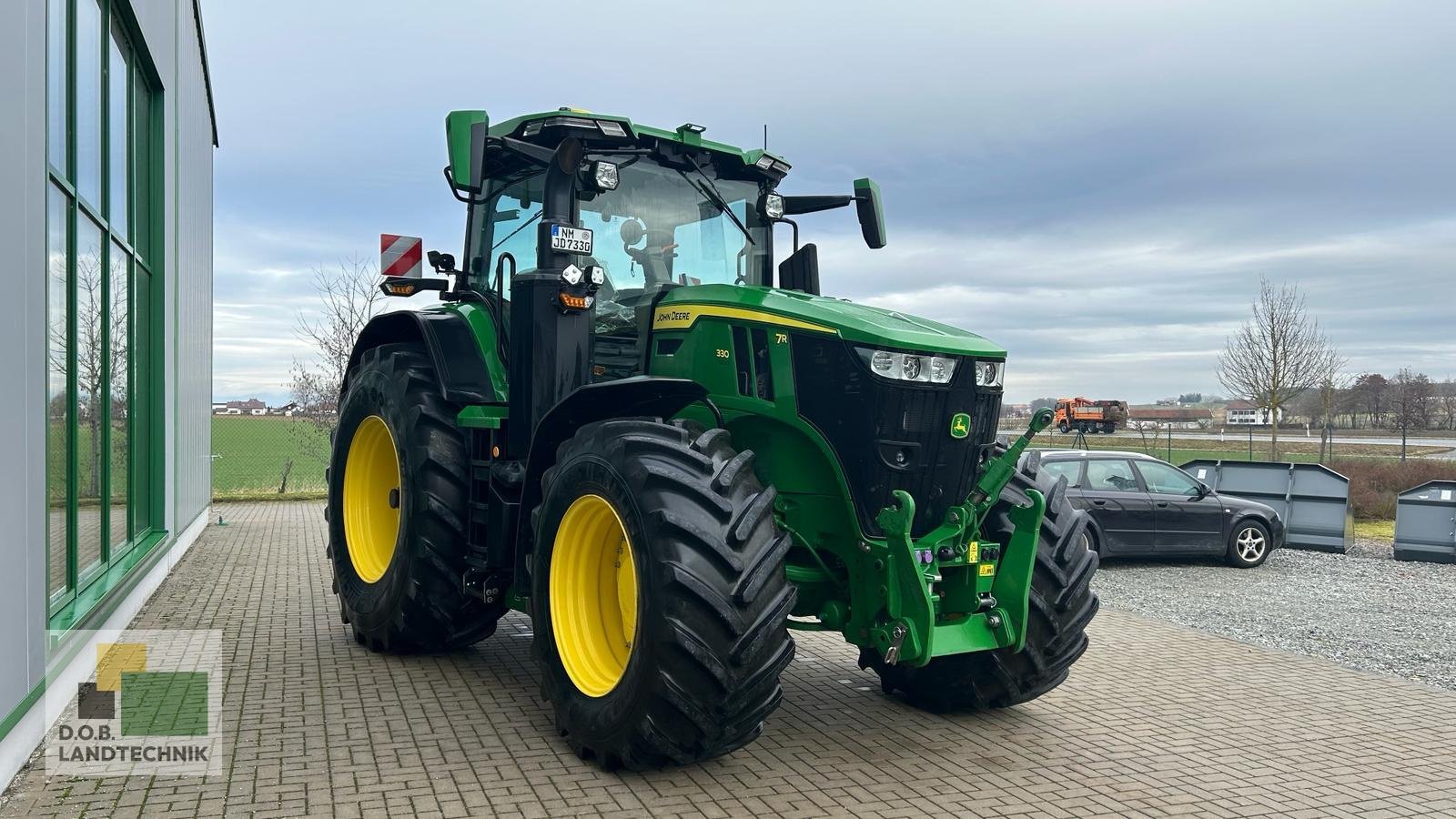 Traktor typu John Deere 7R 330, Gebrauchtmaschine v Langweid am Lech (Obrázok 1)