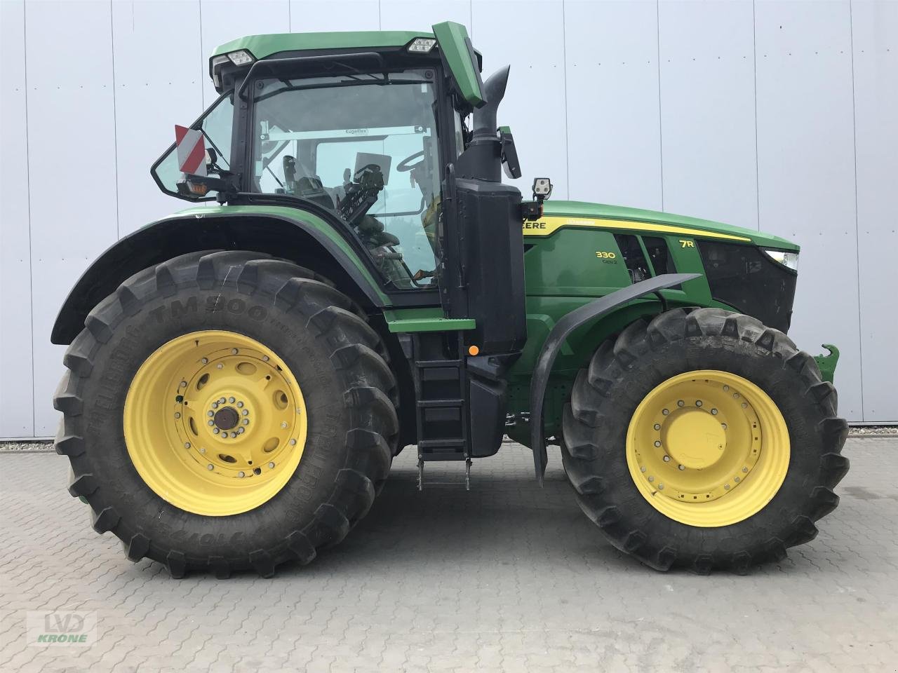 Traktor typu John Deere 7R 330, Gebrauchtmaschine w Alt-Mölln (Zdjęcie 2)