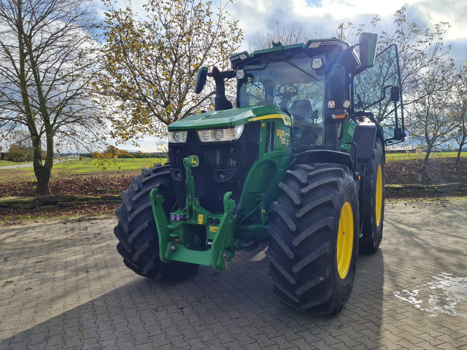 Traktor Türe ait John Deere 7R 330, Gebrauchtmaschine içinde Walldürn (resim 1)