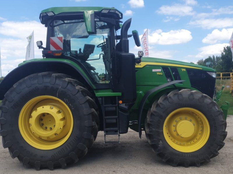 Traktor del tipo John Deere 7R 350, Gebrauchtmaschine en Mrągowo