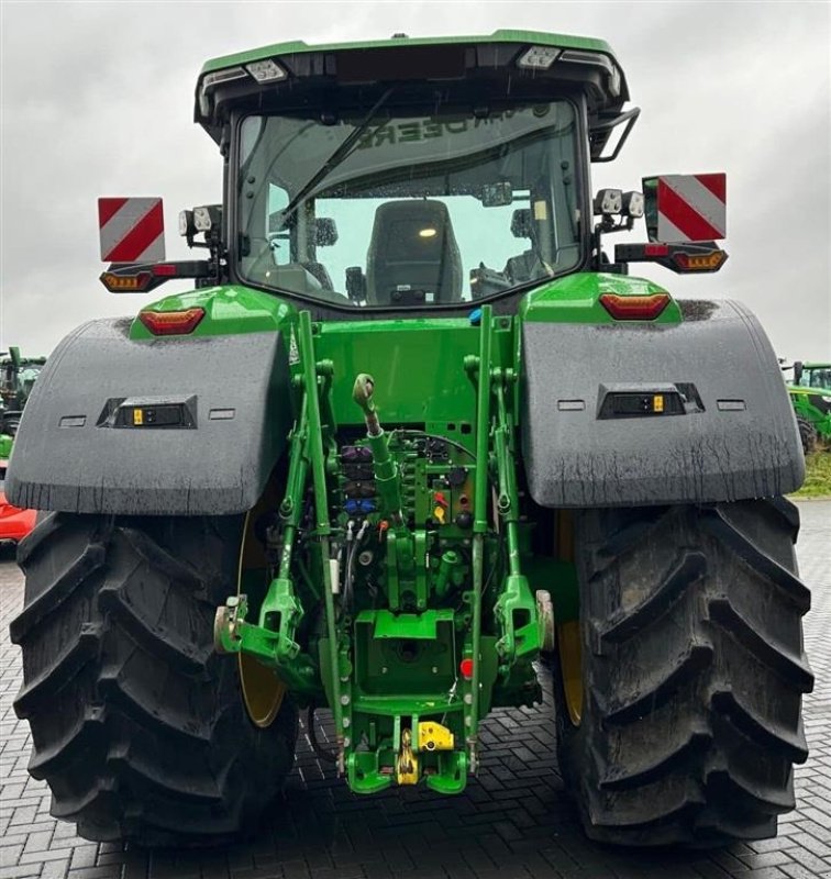 Traktor typu John Deere 7R330 Signature Edition Alt udstyr. Den nyeste 7R model. Ring til Ulrik på 40255544. Jeg snakker Jysk., Gebrauchtmaschine w Kolding (Zdjęcie 7)