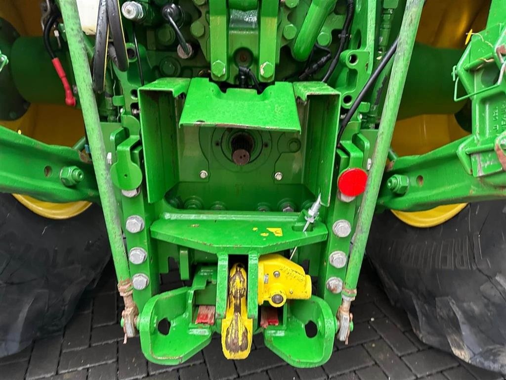 Traktor van het type John Deere 7R330 Signature Edition Alt udstyr. Den nyeste 7R model. Ring til Ulrik på 40255544. Jeg snakker Jysk., Gebrauchtmaschine in Kolding (Foto 8)