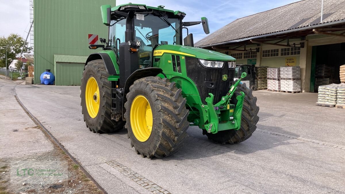 Traktor des Typs John Deere 7R330, Vorführmaschine in Großpetersdorf (Bild 2)