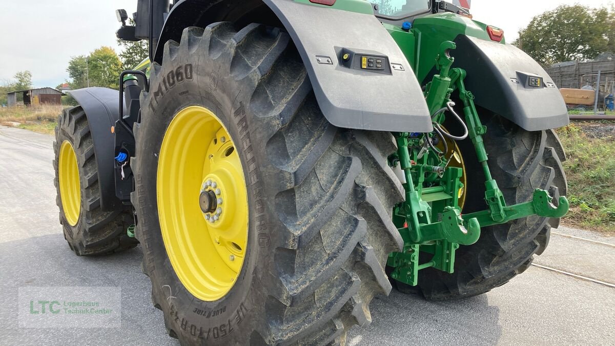 Traktor типа John Deere 7R330, Gebrauchtmaschine в Großpetersdorf (Фотография 17)