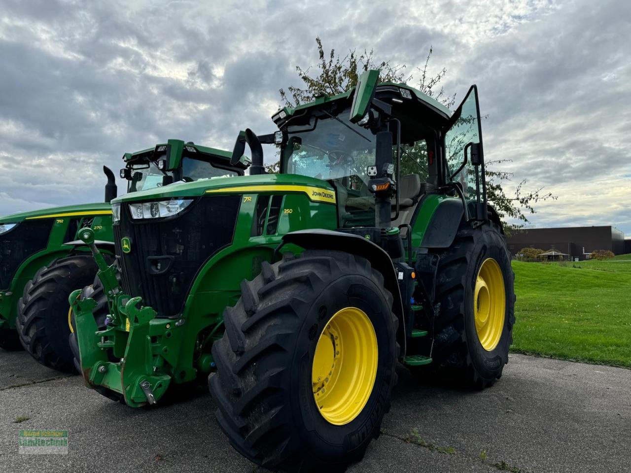 Traktor van het type John Deere 7R350 Mit Garantie, Gebrauchtmaschine in Büren (Foto 10)