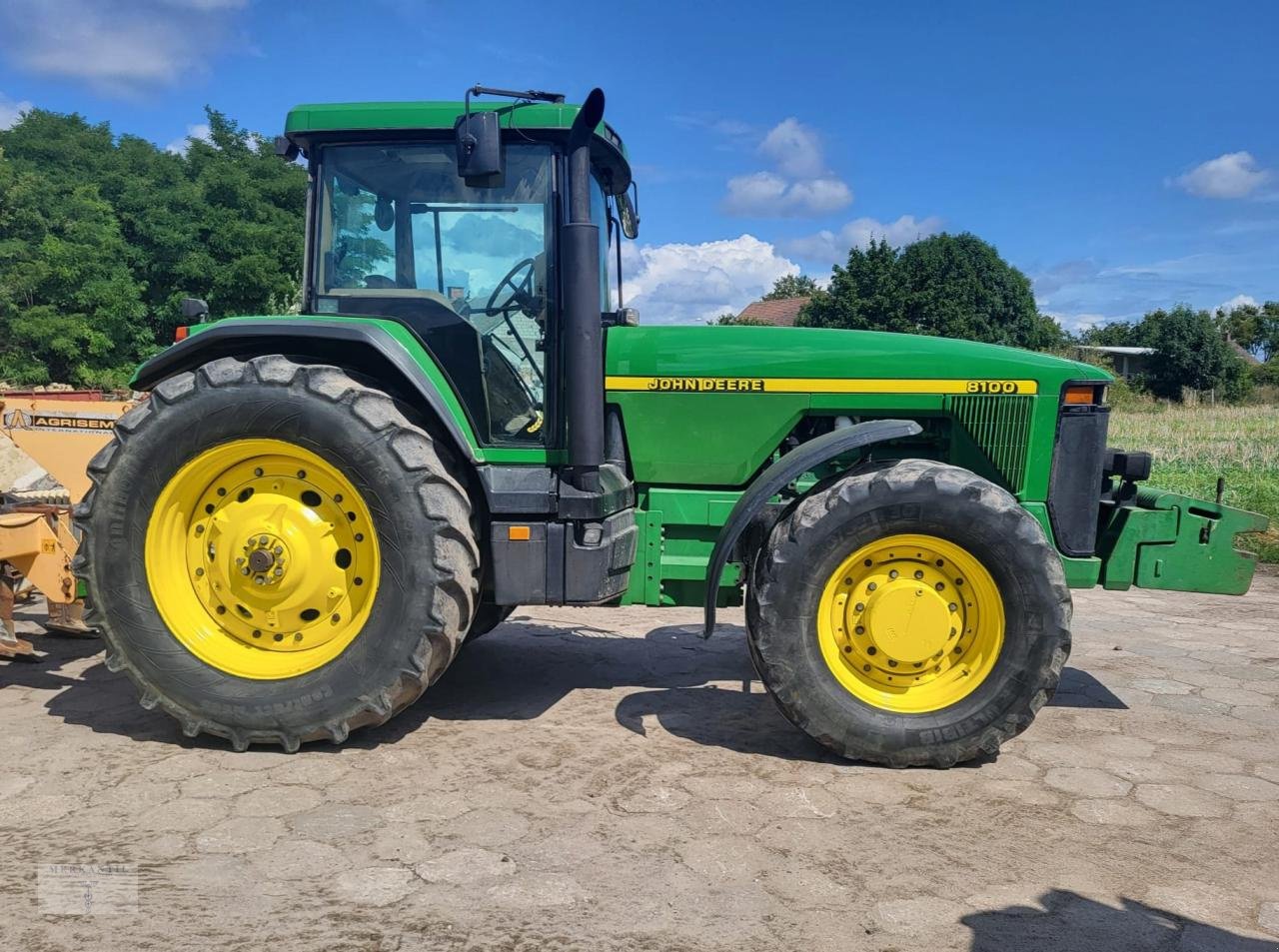 Traktor Türe ait John Deere 8100, Gebrauchtmaschine içinde Pragsdorf (resim 2)