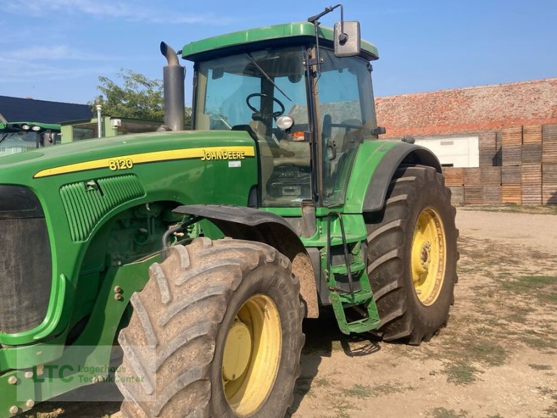 Traktor tipa John Deere 8120, Gebrauchtmaschine u Korneuburg