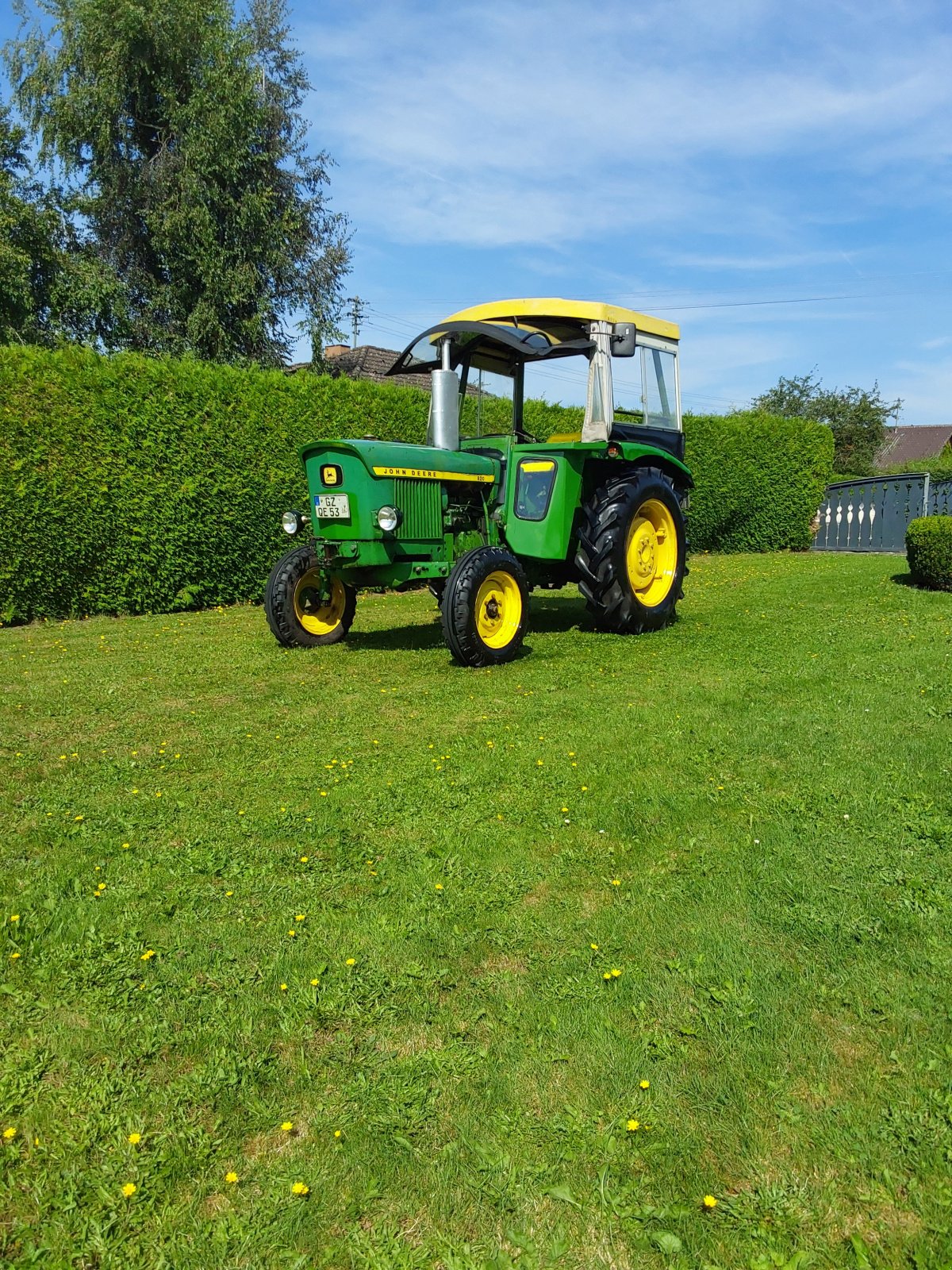 Traktor typu John Deere 820 S, Gebrauchtmaschine w Kötz  OT  Ebersbach (Zdjęcie 2)