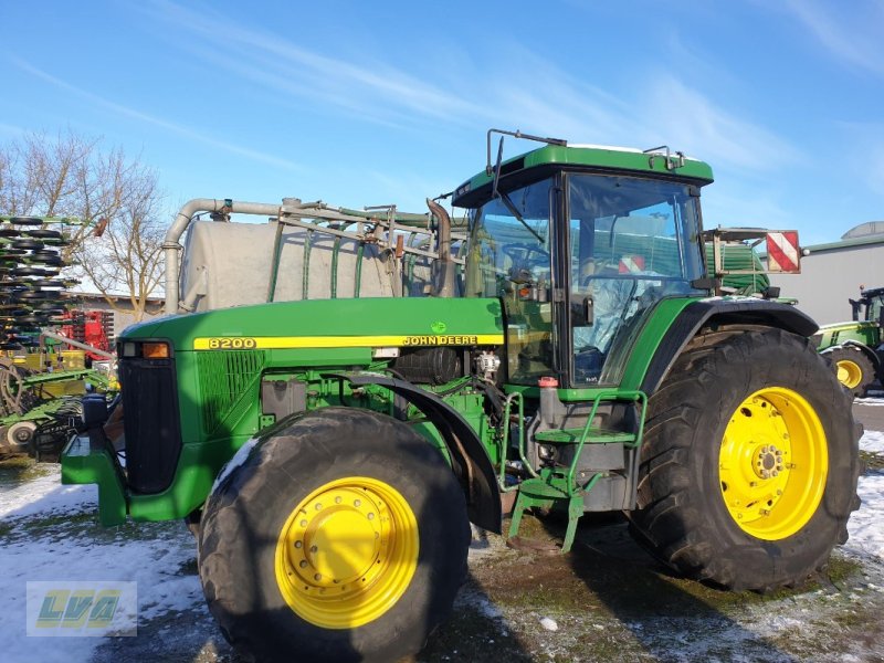 Traktor van het type John Deere 8200, Gebrauchtmaschine in Schenkenberg (Foto 1)