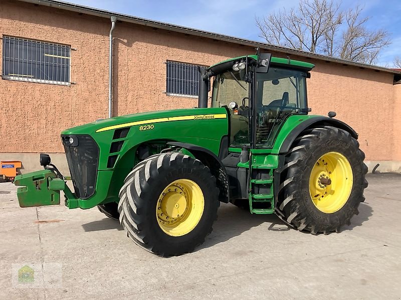 Traktor a típus John Deere 8230 ILS, Powr Shift, Gebrauchtmaschine ekkor: Salsitz (Kép 1)