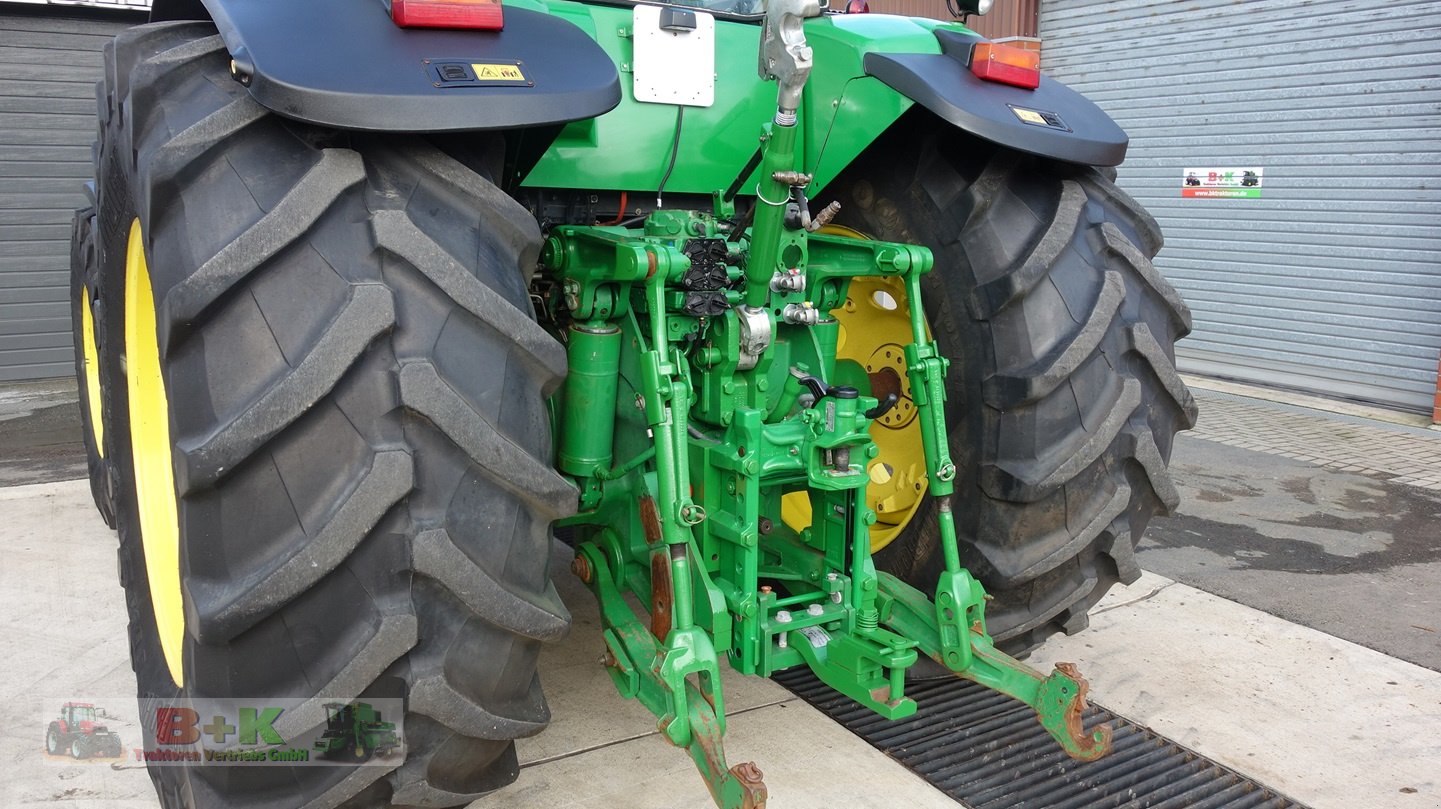 Traktor Türe ait John Deere 8230, Gebrauchtmaschine içinde Kettenkamp (resim 9)