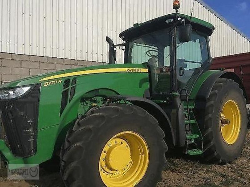 Traktor Türe ait John Deere 8270R Power Shift, Gebrauchtmaschine içinde Crombach/St.Vith (resim 1)