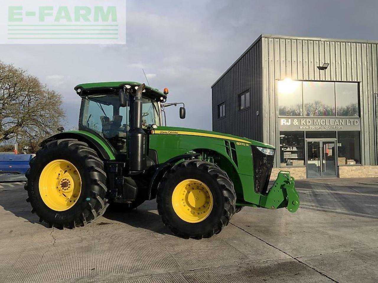 Traktor of the type John Deere 8270r tractor (st21773), Gebrauchtmaschine in SHAFTESBURY (Picture 2)