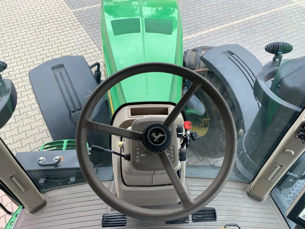 Traktor типа John Deere 8270R, Gebrauchtmaschine в Mrągowo (Фотография 4)