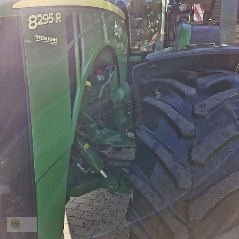 Traktor Türe ait John Deere 8295R E23 *Reifendruckregelanlage*, Gebrauchtmaschine içinde Salsitz (resim 16)