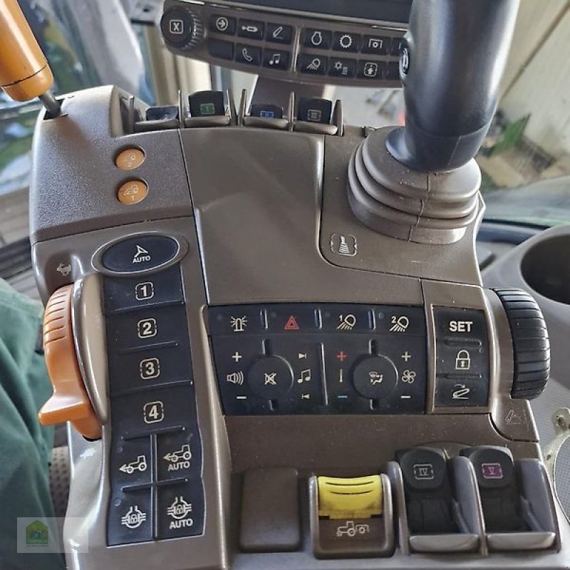 Traktor du type John Deere 8295R E23 *Reifendruckregelanlage*, Gebrauchtmaschine en Salsitz (Photo 21)