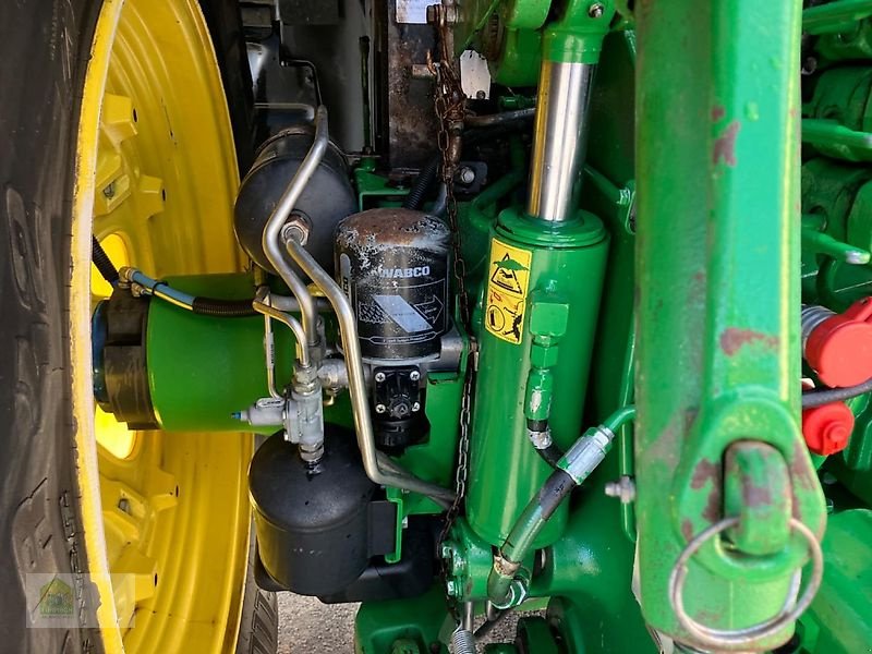 Traktor du type John Deere 8295R E23 *Reifendruckregelanlage*, Gebrauchtmaschine en Salsitz (Photo 31)