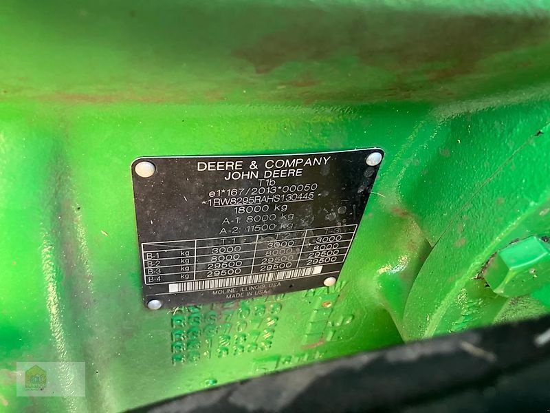 Traktor des Typs John Deere 8295R E23 *Reifendruckregelanlage*, Gebrauchtmaschine in Salsitz (Bild 15)