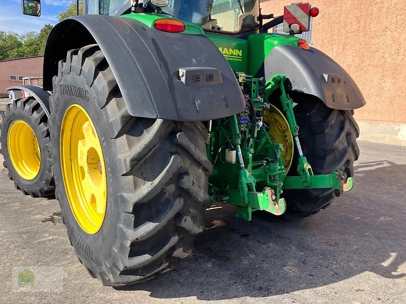 Traktor van het type John Deere 8295R E23 *Reifendruckregelanlage*, Gebrauchtmaschine in Salsitz (Foto 30)