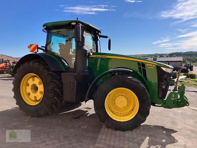 Traktor du type John Deere 8295R E23 *Reifendruckregelanlage*, Gebrauchtmaschine en Salsitz (Photo 10)