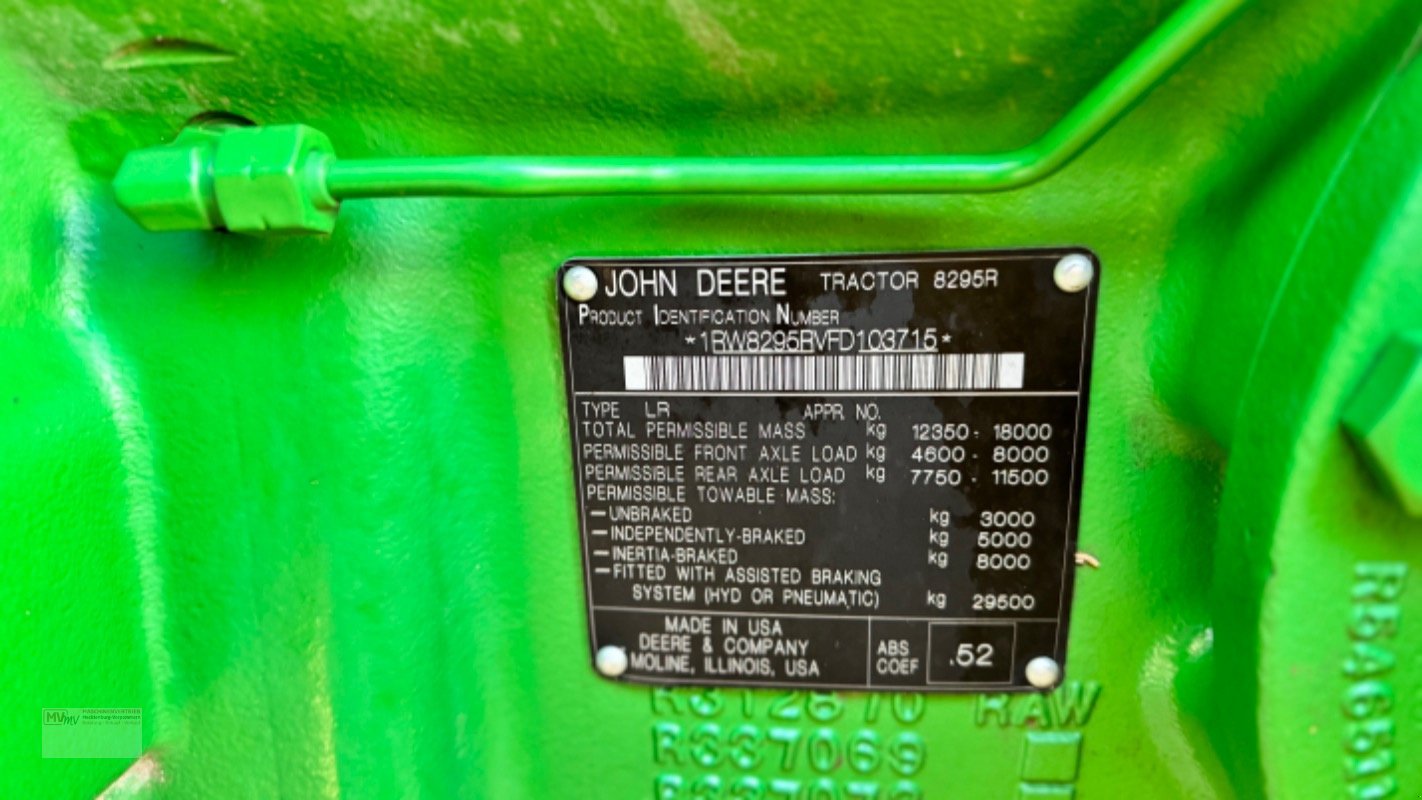 Traktor des Typs John Deere 8295R Front PTO & no AbBlue, Gebrauchtmaschine in Neubrandenburg (Bild 25)