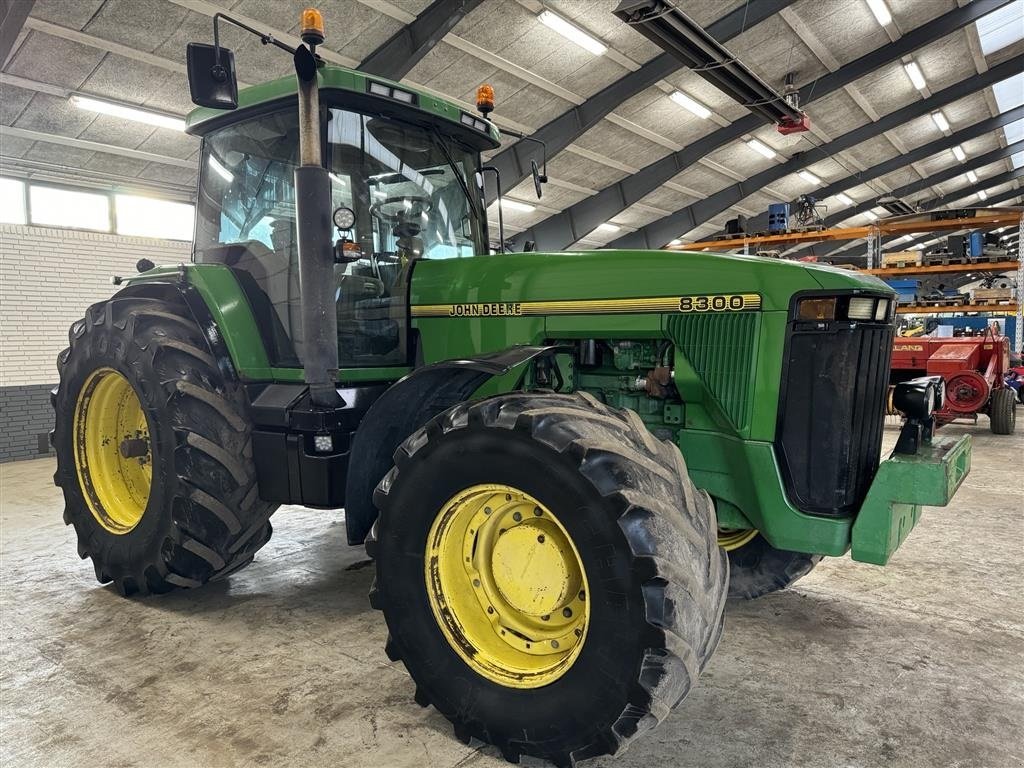 Traktor typu John Deere 8300 Bakgear defekt, Gebrauchtmaschine v Haderup (Obrázek 7)