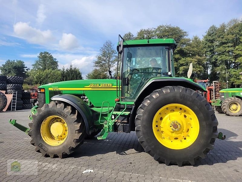 Traktor Türe ait John Deere 8310, Gebrauchtmaschine içinde Salsitz (resim 3)