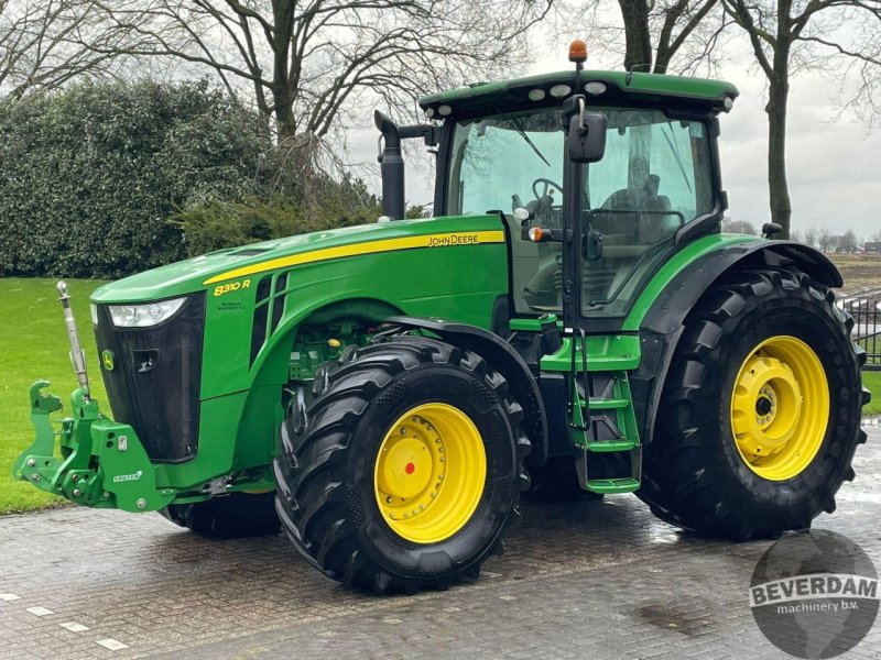 Traktor van het type John Deere 8310R, Gebrauchtmaschine in Vriezenveen (Foto 1)