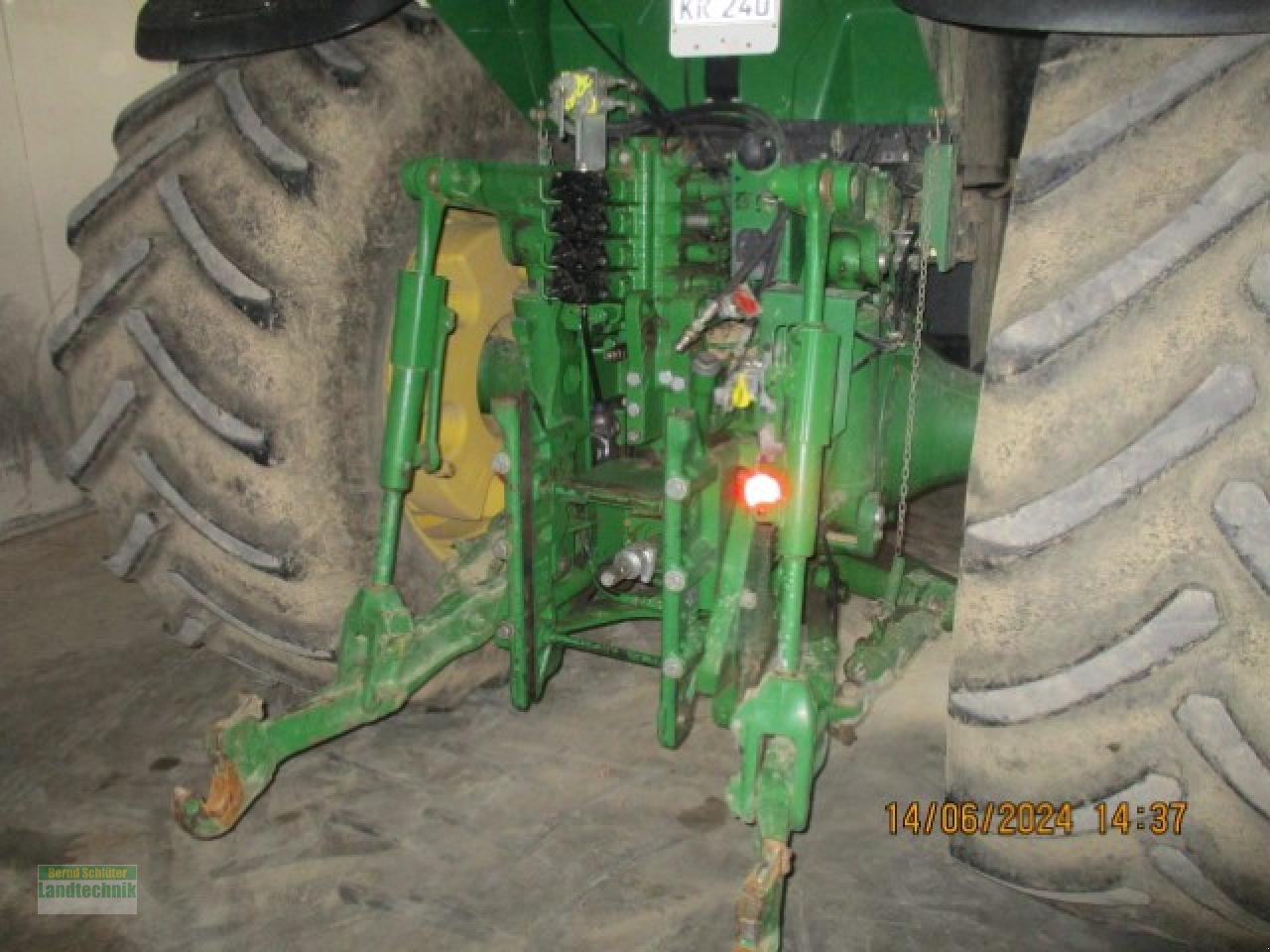 Traktor типа John Deere 8320 Power Schift, Gebrauchtmaschine в Büren (Фотография 3)