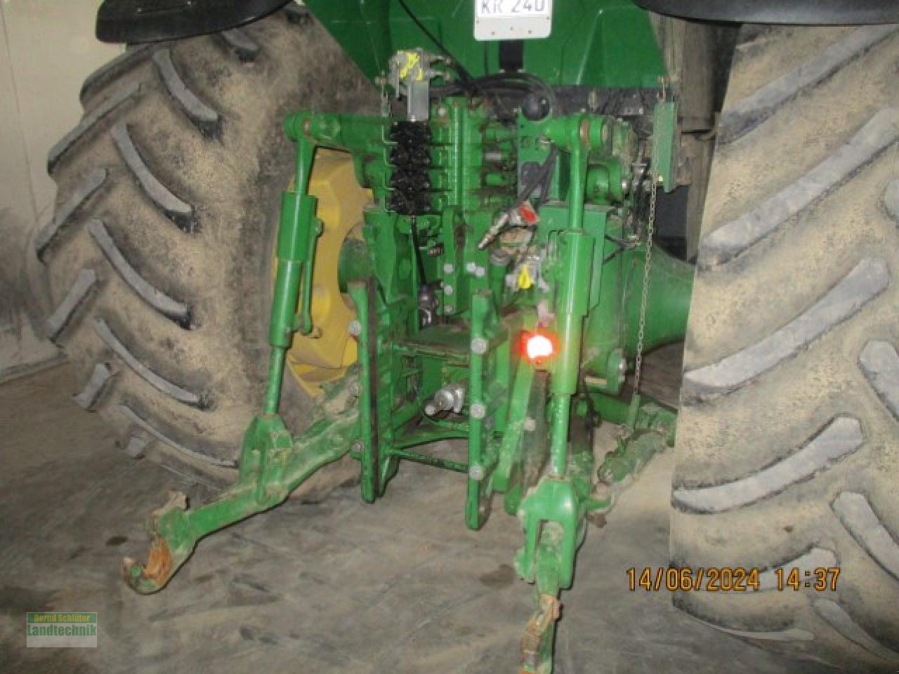 Traktor typu John Deere 8320 Power Schift, Gebrauchtmaschine w Büren (Zdjęcie 3)