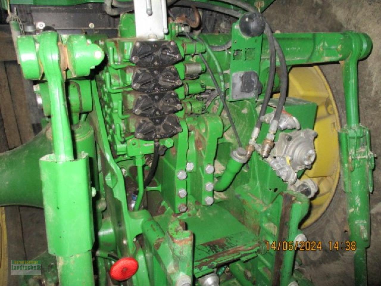 Traktor typu John Deere 8320 Power Schift, Gebrauchtmaschine w Büren (Zdjęcie 6)