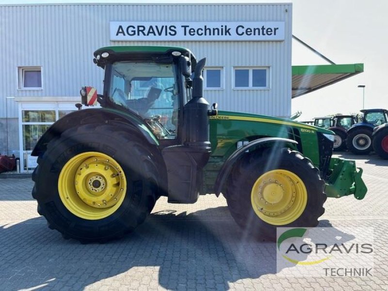 Traktor του τύπου John Deere 8320 R POWERSHIFT E23, Gebrauchtmaschine σε Calbe / Saale (Φωτογραφία 7)