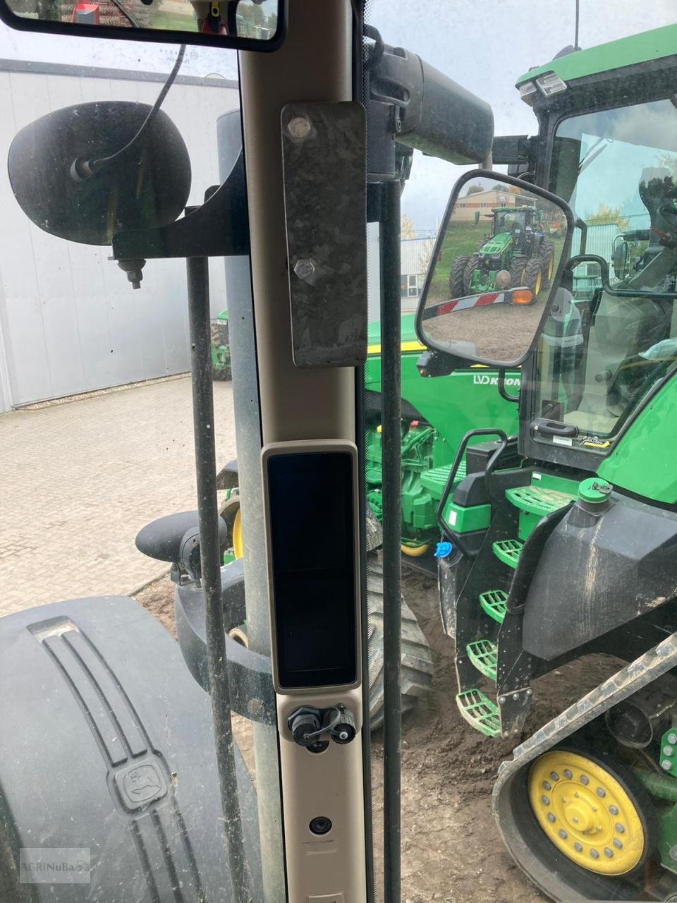 Traktor za tip John Deere 8320 R PowrShift, Gebrauchtmaschine u Prenzlau (Slika 4)