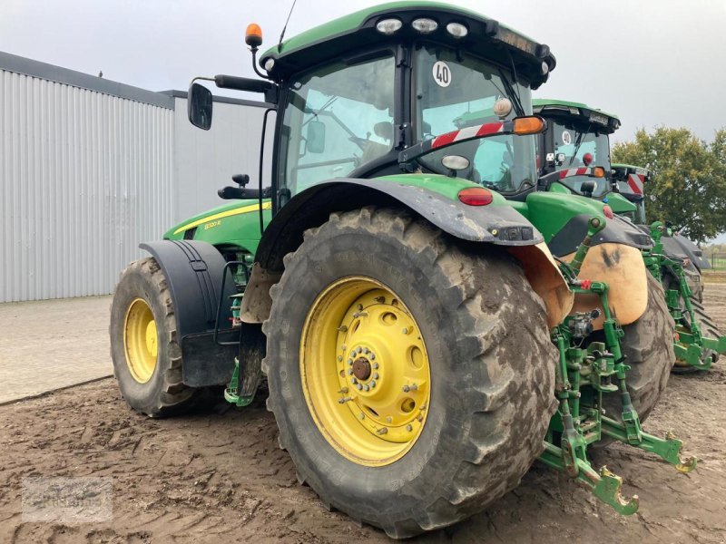 Traktor des Typs John Deere 8320 R PowrShift, Gebrauchtmaschine in Prenzlau (Bild 2)