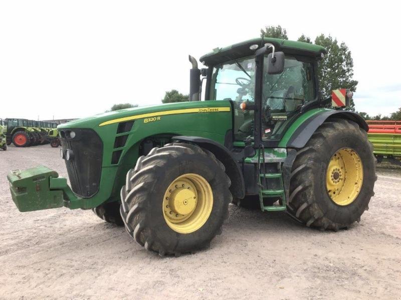 Traktor a típus John Deere 8320 R, Gebrauchtmaschine ekkor: Landsberg (Kép 1)