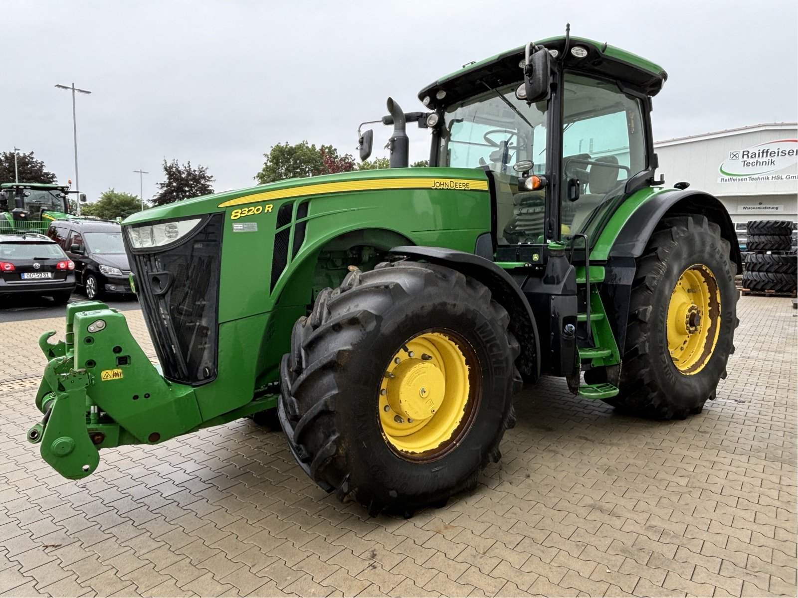 Traktor от тип John Deere 8320 R, Gebrauchtmaschine в Bad Oldesloe (Снимка 3)